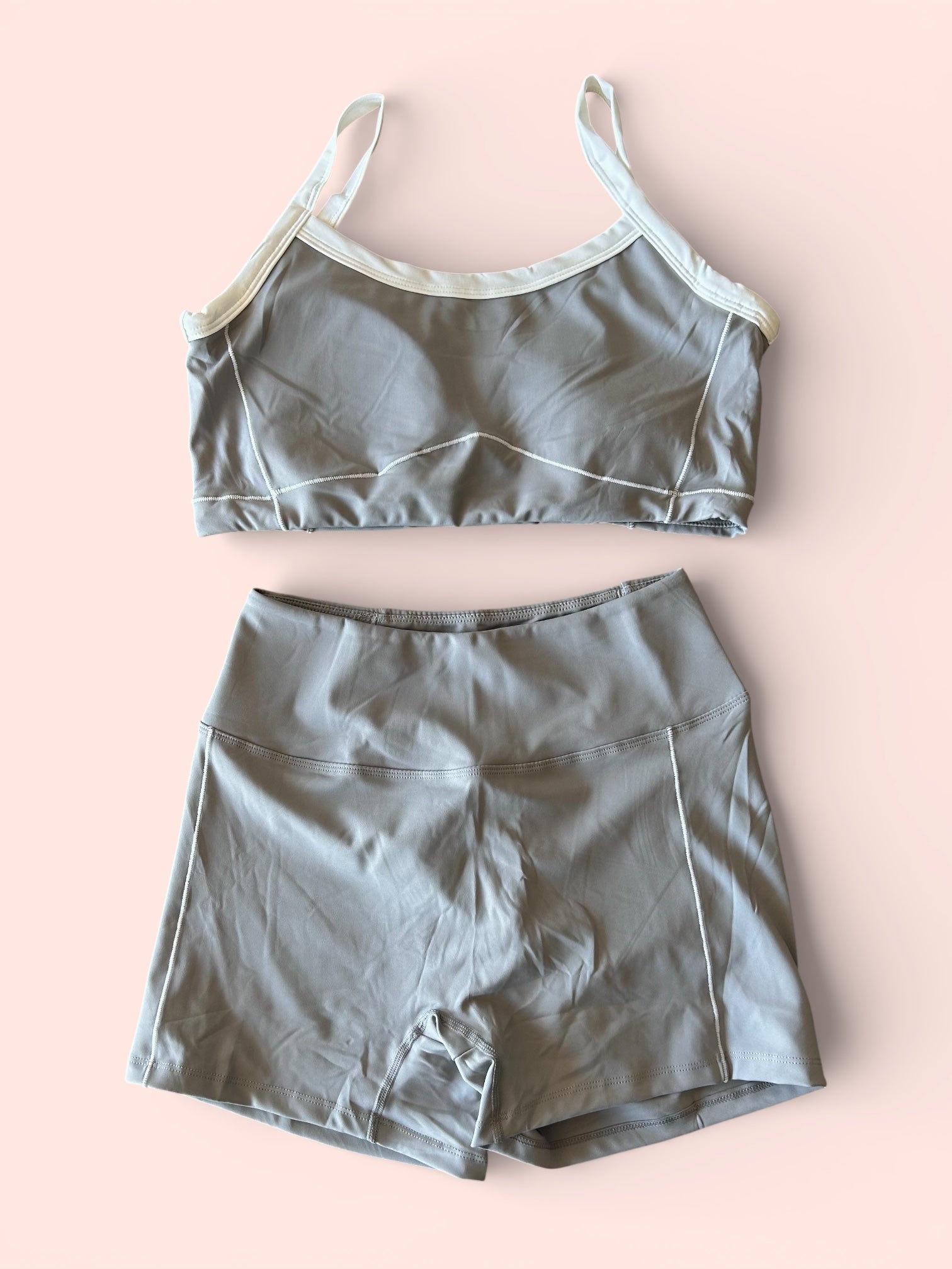 Conjunto short-peto line