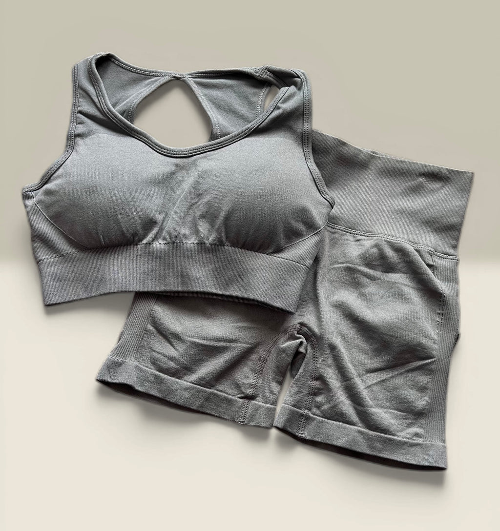 Conjunto short-peto