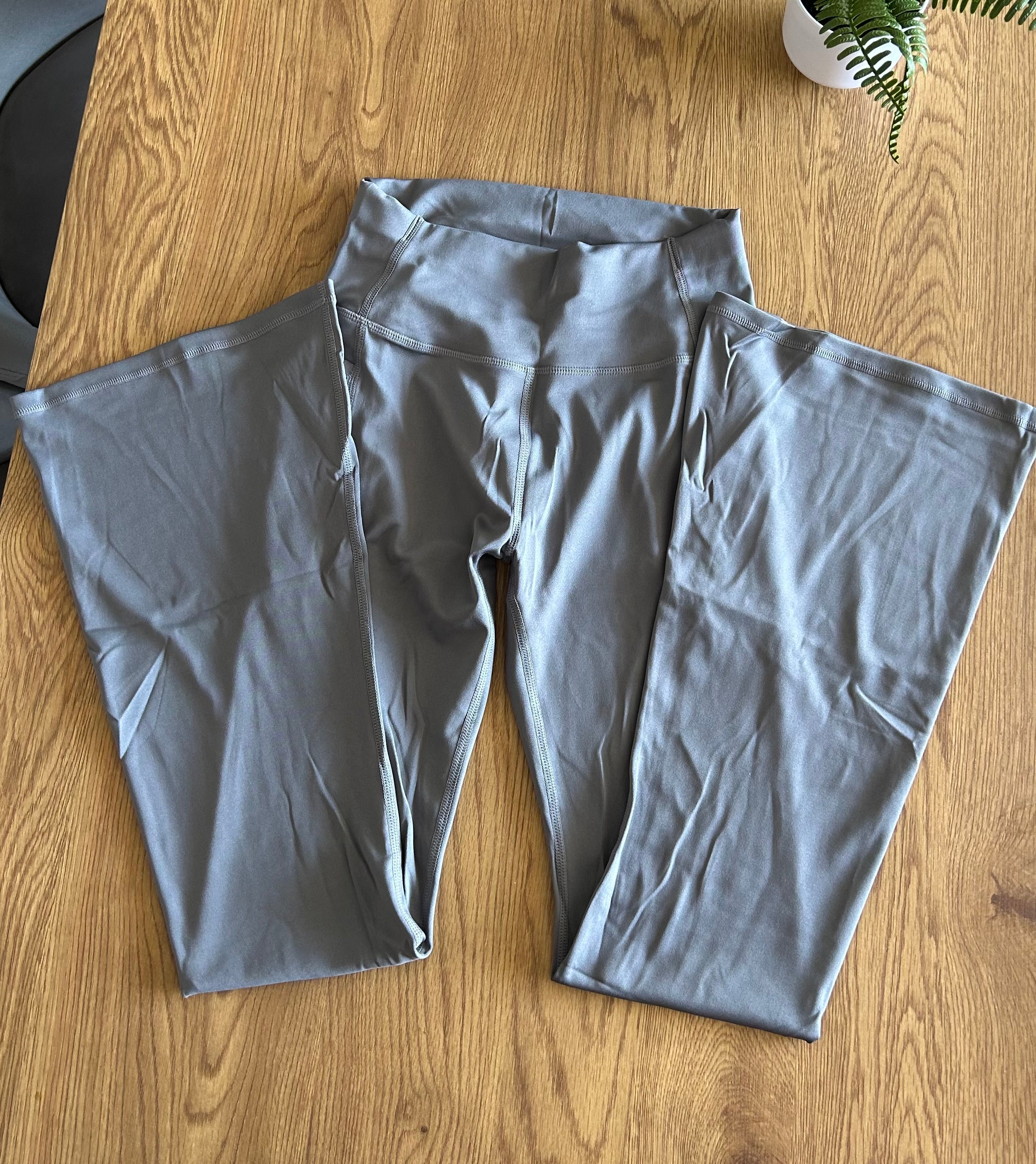 Flare sin push up con bolsillo lateral