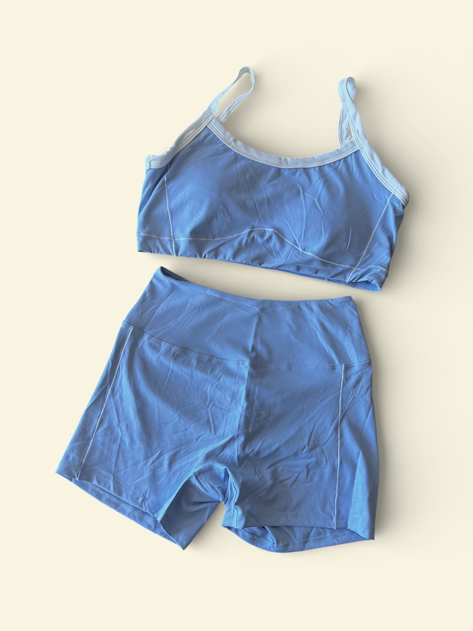 Conjunto short-peto line