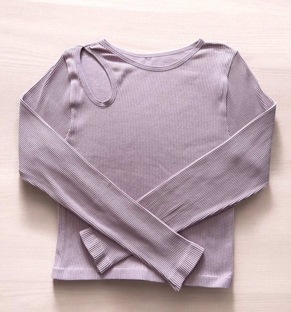 Crop top manga larga