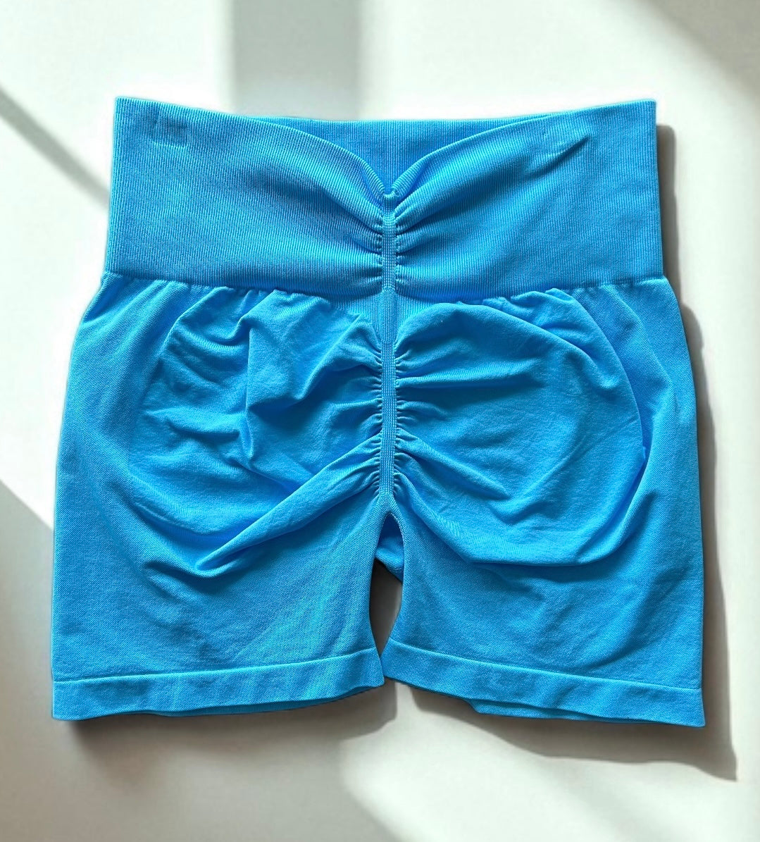 Short corte mariposa