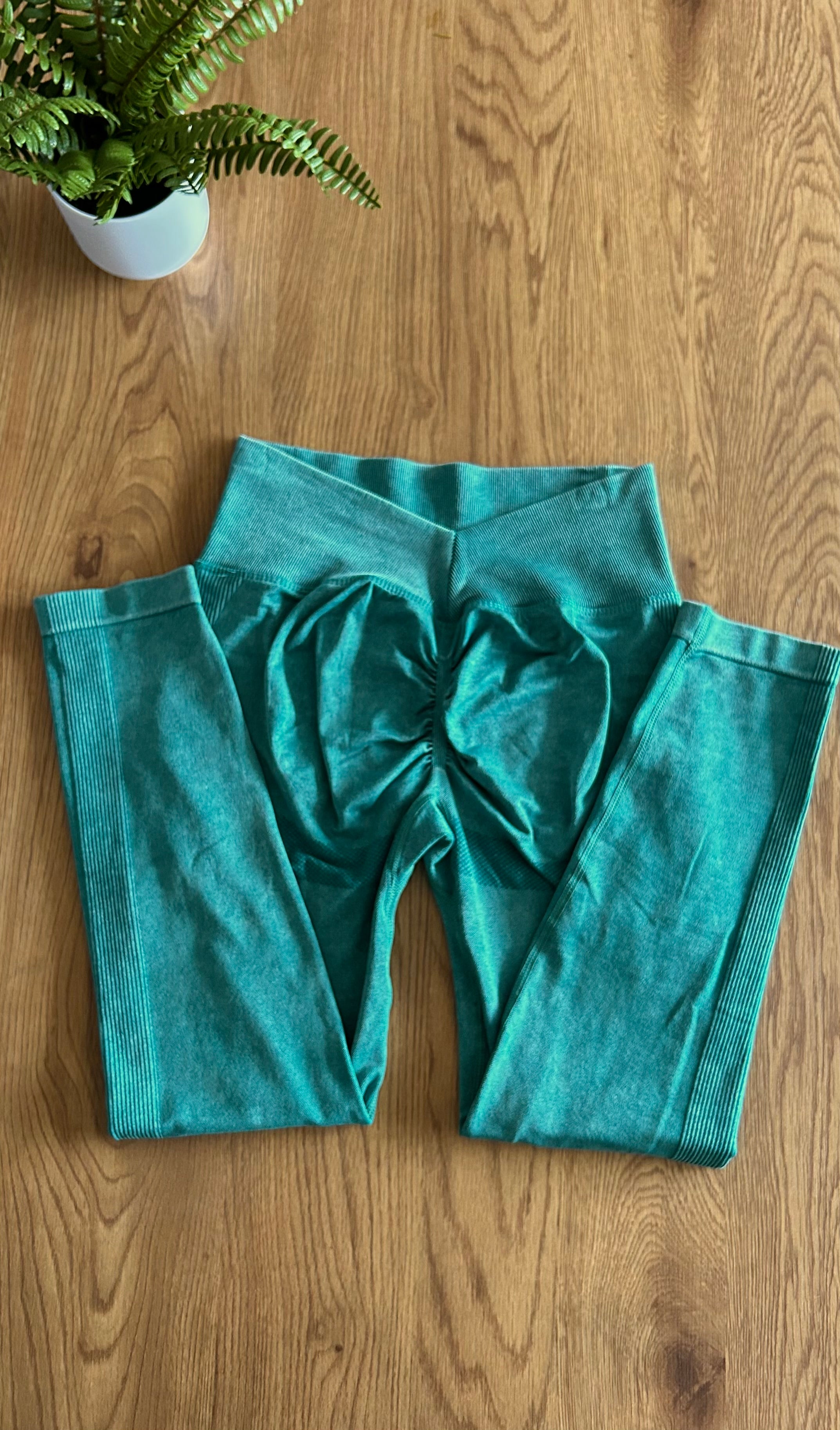 Calza glúteo corto en V