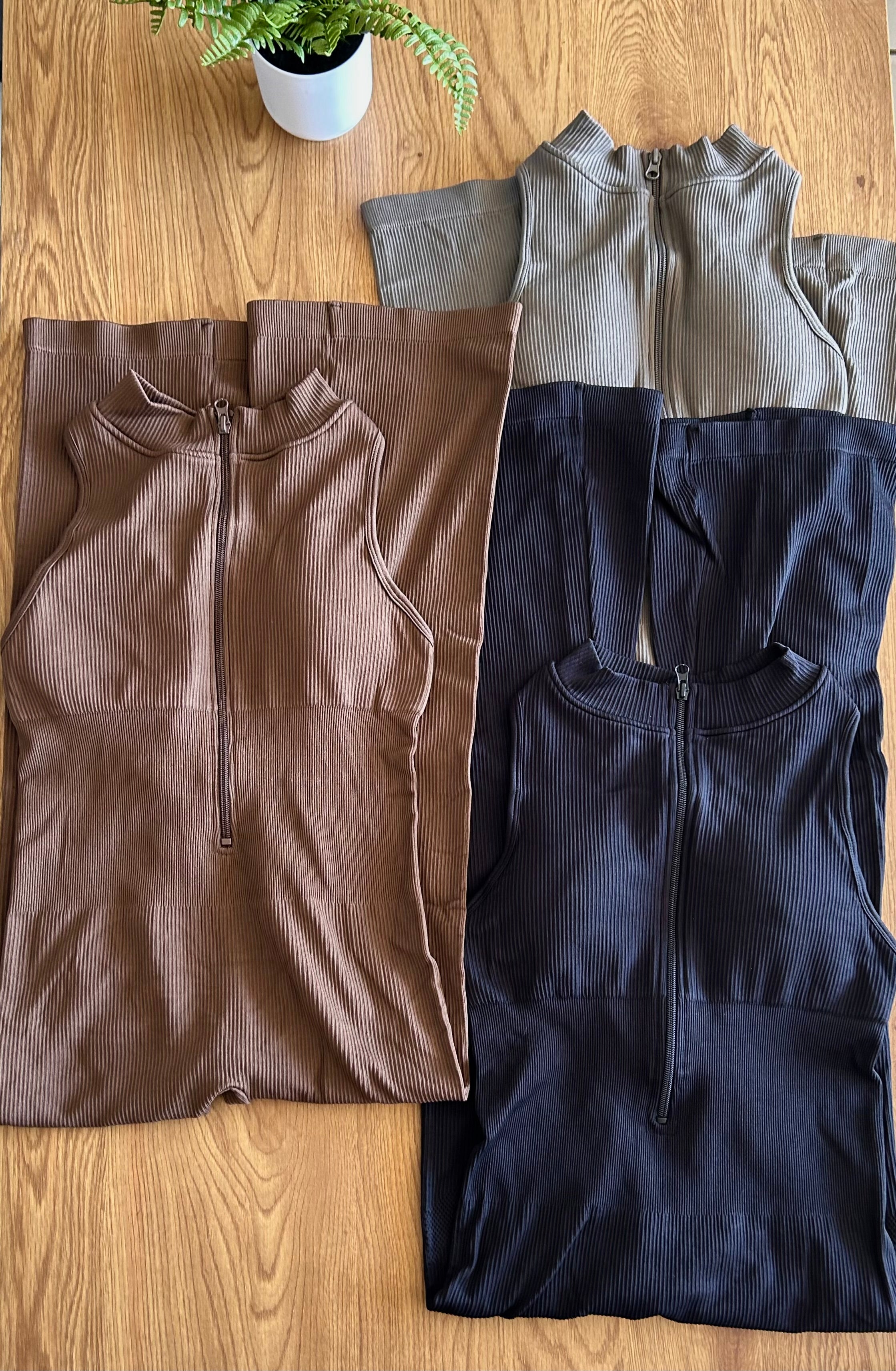 Enteritos flare sin mangas