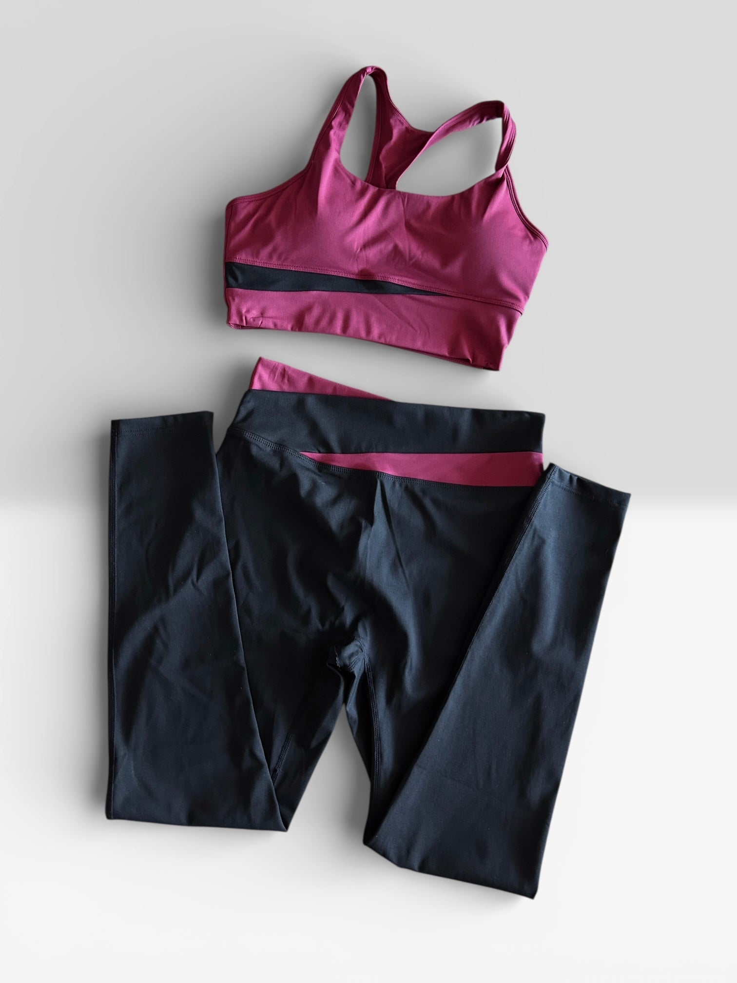 Conjunto calza-peto asimétrico