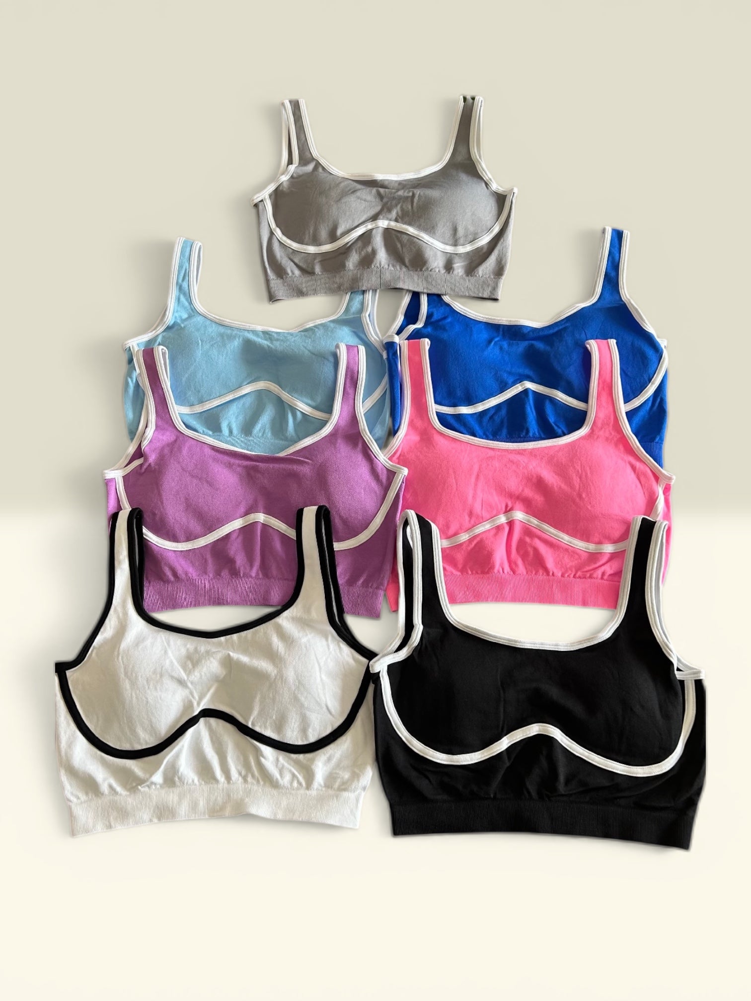 Top con lineas en busto