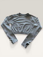 Crop top manga larga