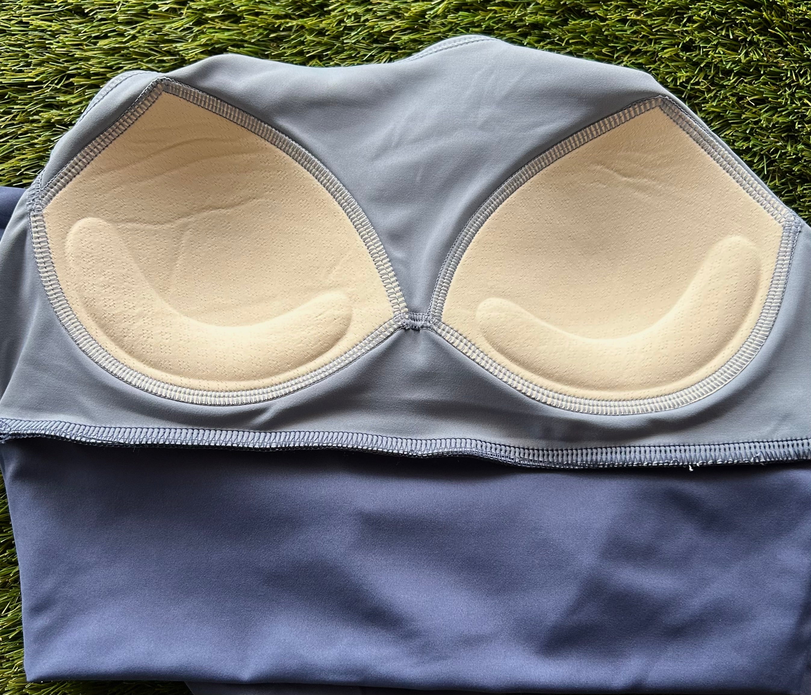 Conjunto crop top y calza larga,  sin push up