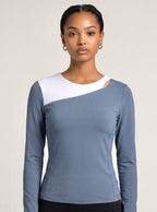 Polera ajustada asimétrica