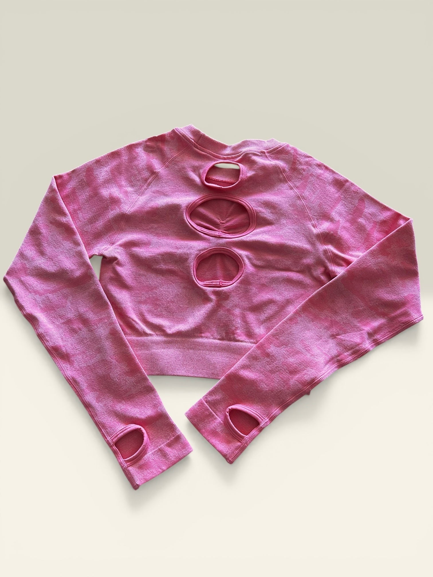 Crop top manga larga