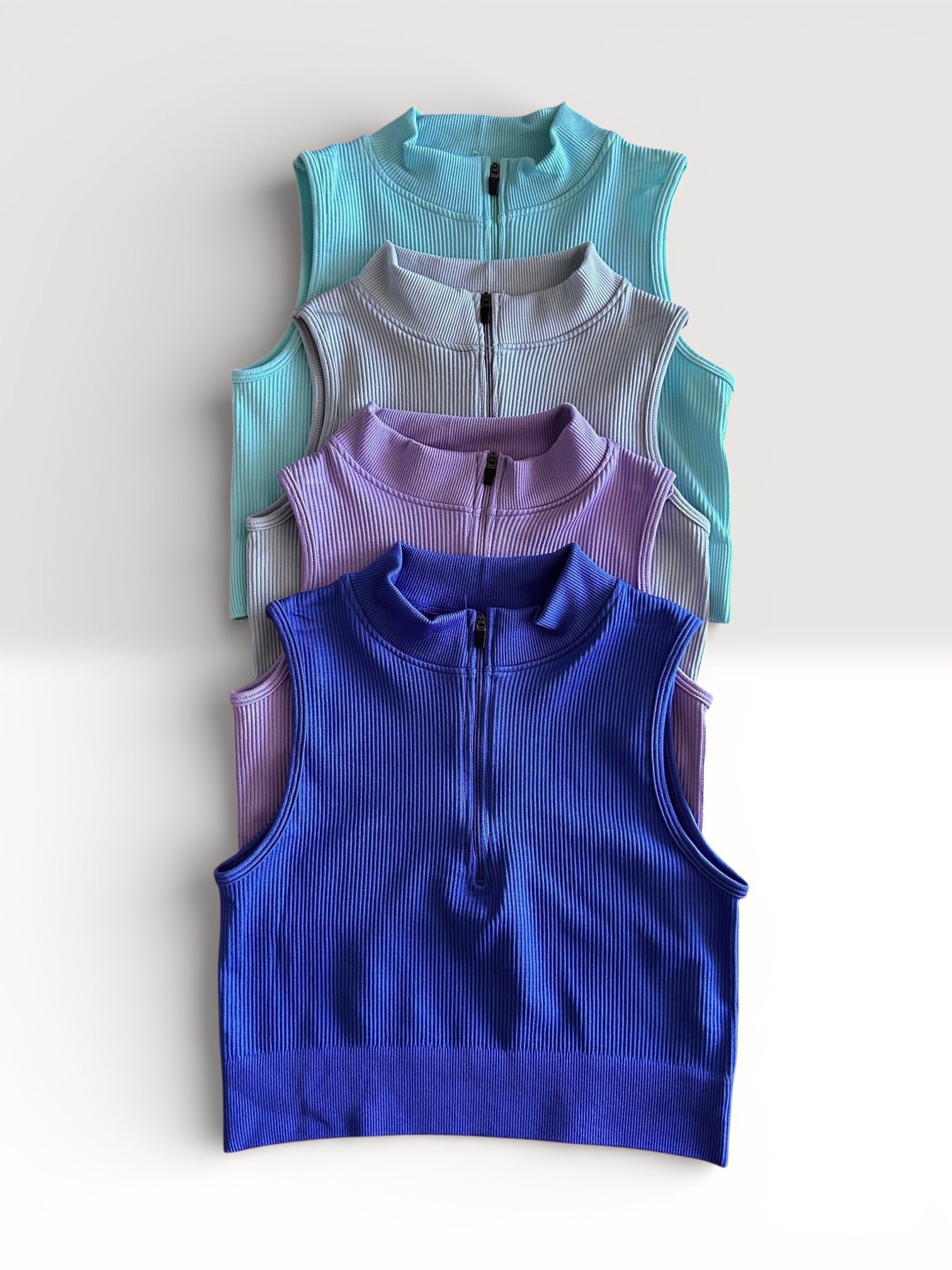 Polera crop medio cierre lite