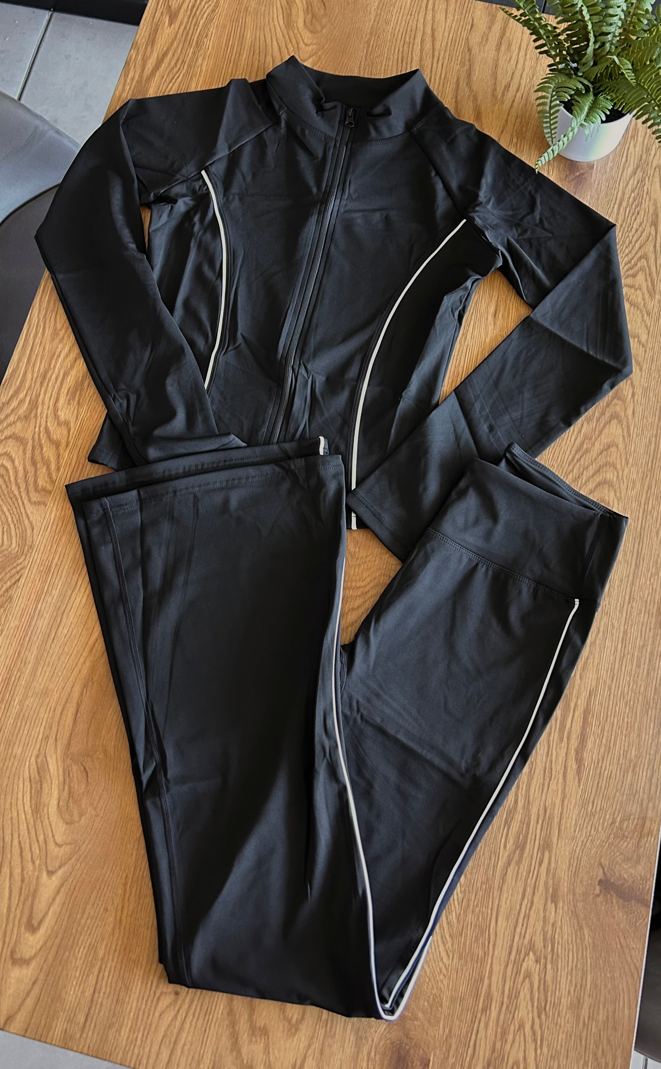 Conjunto flare-chaqueta