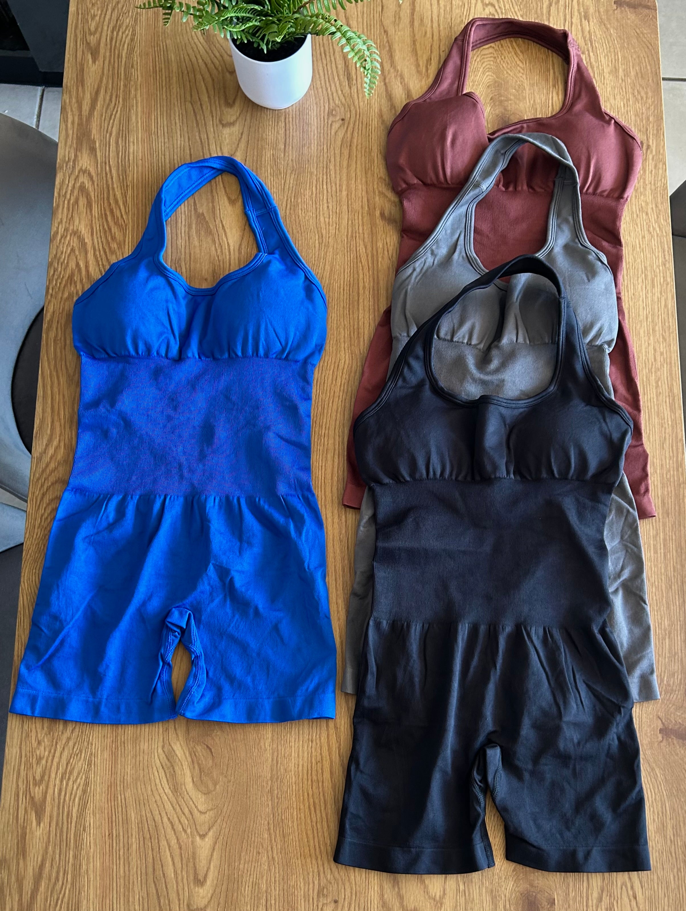 Enterito short espalda descubierta